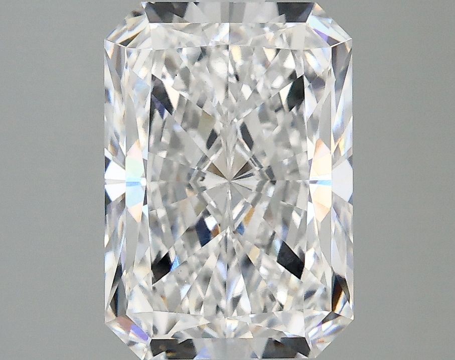 2.58 ct. radiant Lab Grown Diamond front image