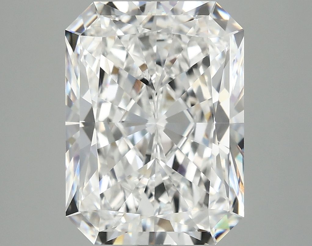 5.05 ct. radiant Lab Grown Diamond front image
