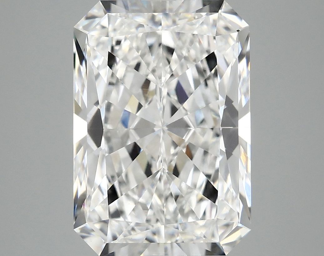 5.09 ct. radiant Lab Grown Diamond front image