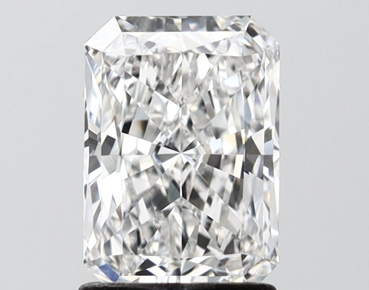 1.52 ct. radiant Lab Grown Diamond front image