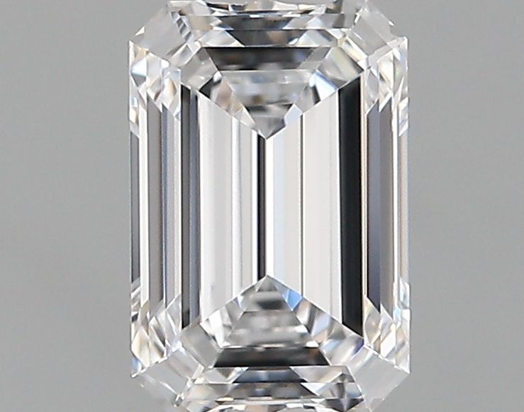 1.05 ct. emerald Lab Grown Diamond front image
