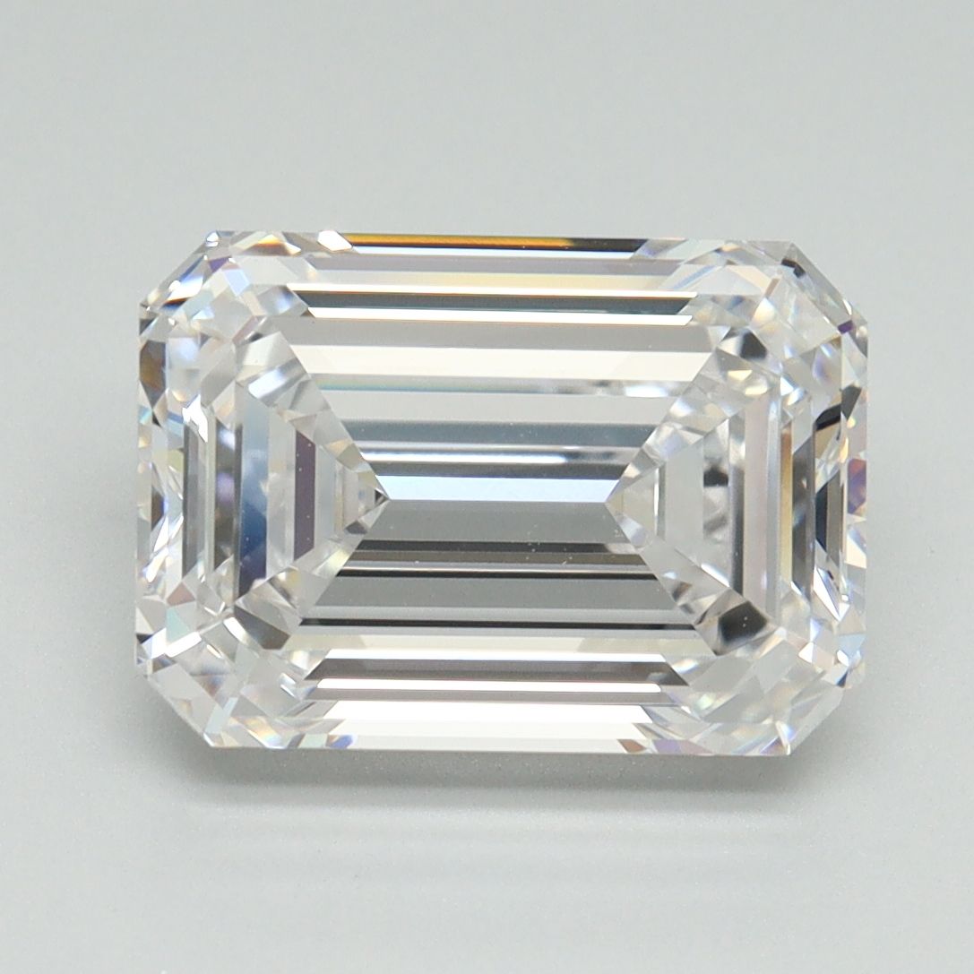 4.22 ct. emerald Lab Grown Diamond front image