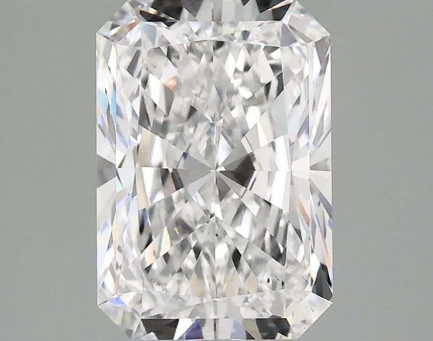 2.58 ct. radiant Lab Grown Diamond front image
