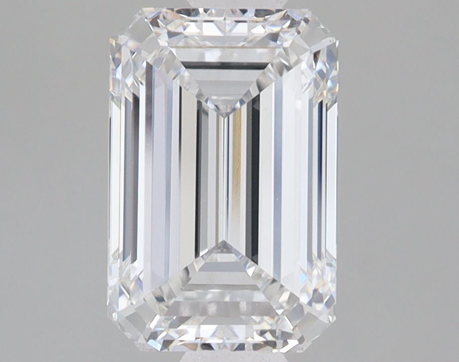 2.50 ct. emerald Lab Grown Diamond front image