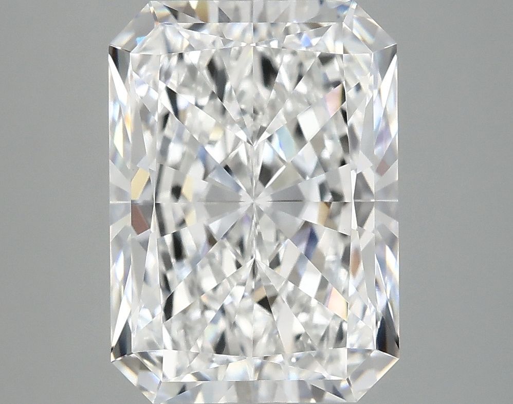 4.19 ct. radiant Lab Grown Diamond front image