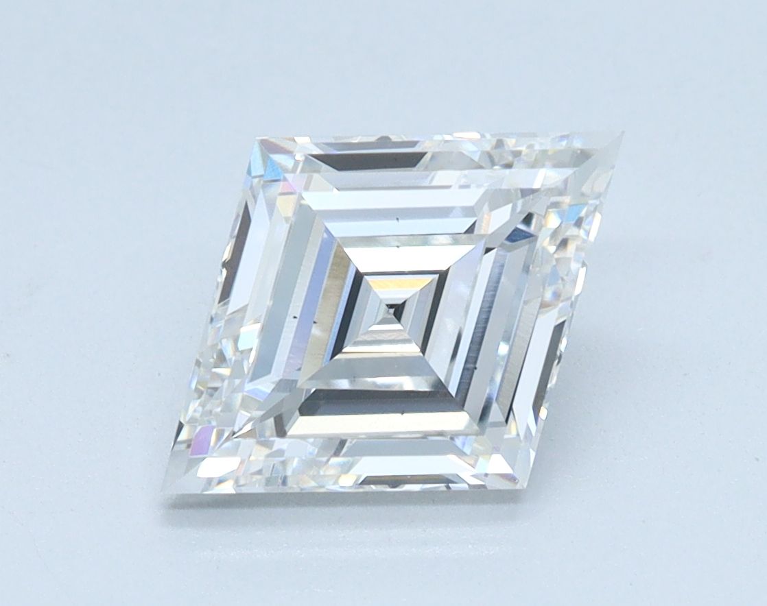 1.6 ct lab-grown Lozenge Diamond