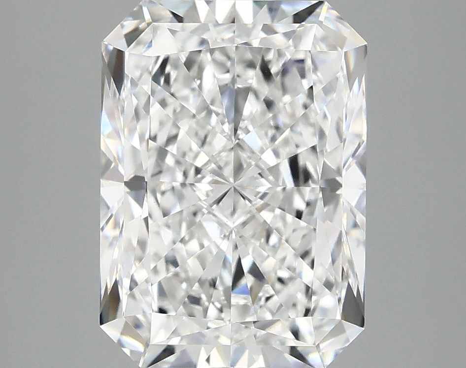 4.02 ct. radiant Lab Grown Diamond front image