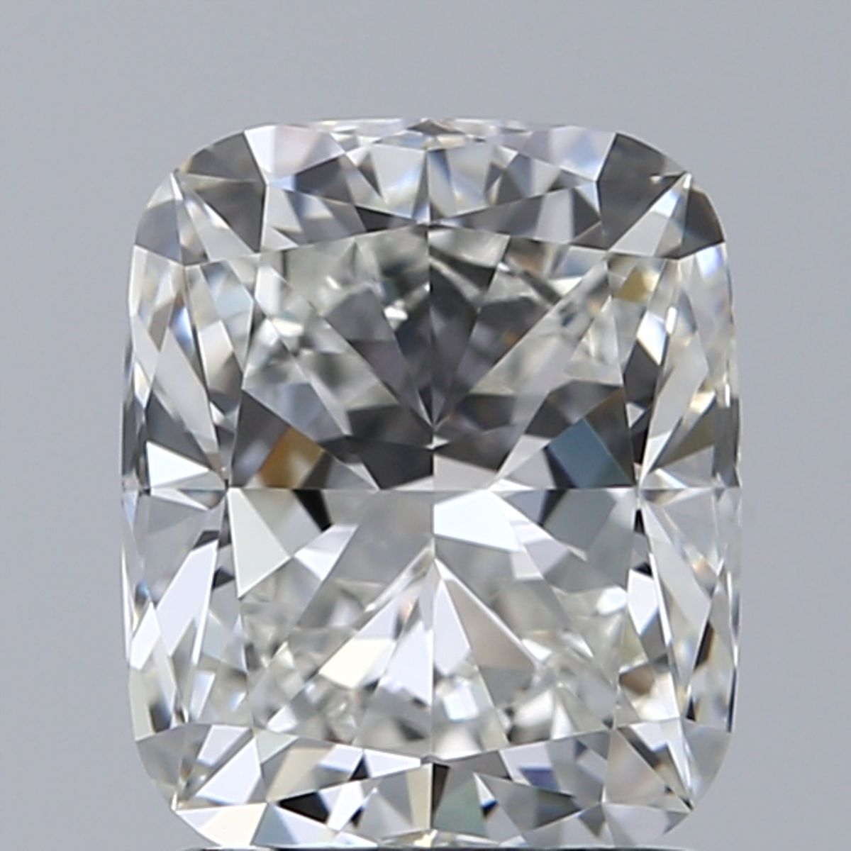 1.5 Carat Cushion brilliant Diamond H VVS2