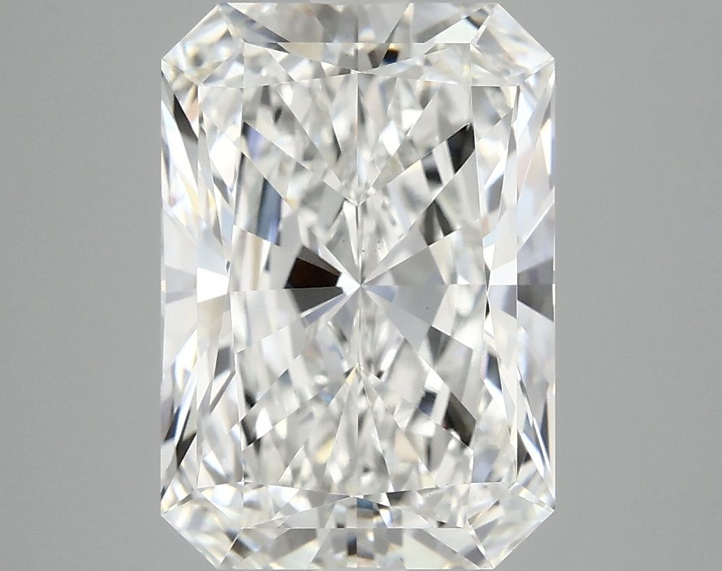 4.87 ct. radiant Lab Grown Diamond front image