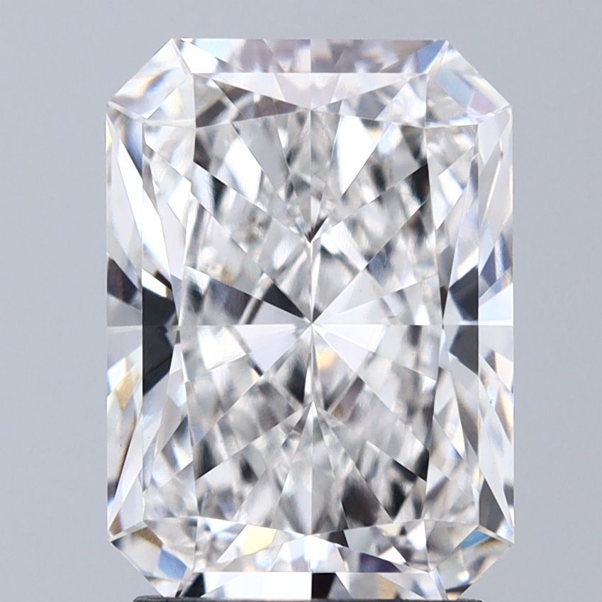 2.59 ct. radiant Lab Grown Diamond front image