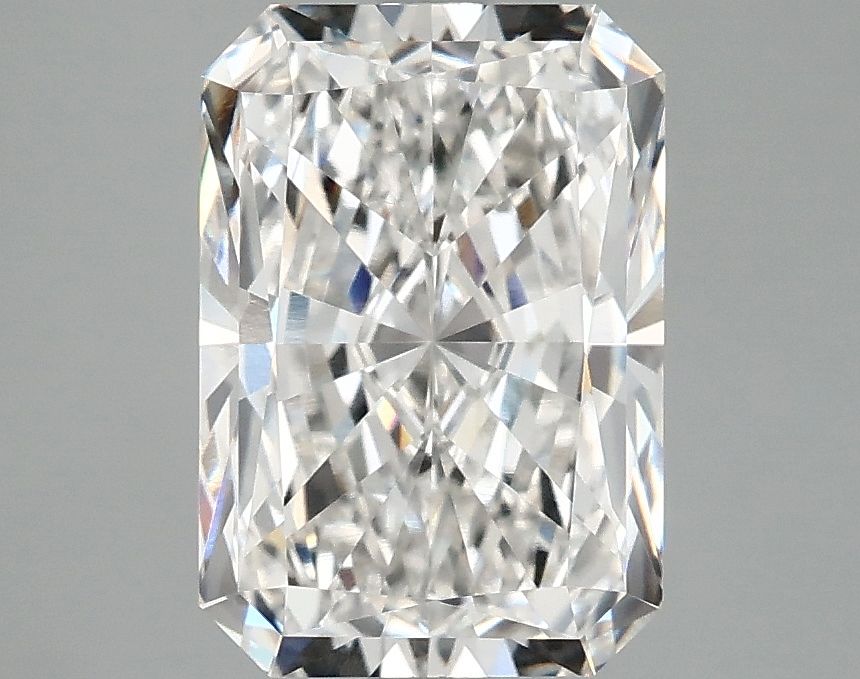 3.05 ct. radiant Lab Grown Diamond front image