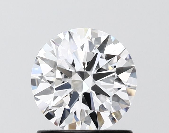 1.04 ct. round Lab Grown Diamond front image