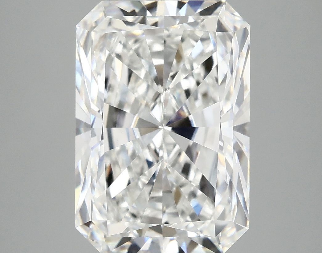 5.08 ct. radiant Lab Grown Diamond front image