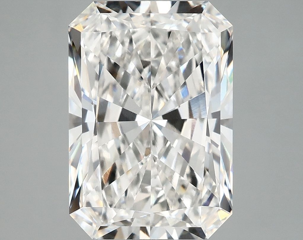 5.05 ct. radiant Lab Grown Diamond front image