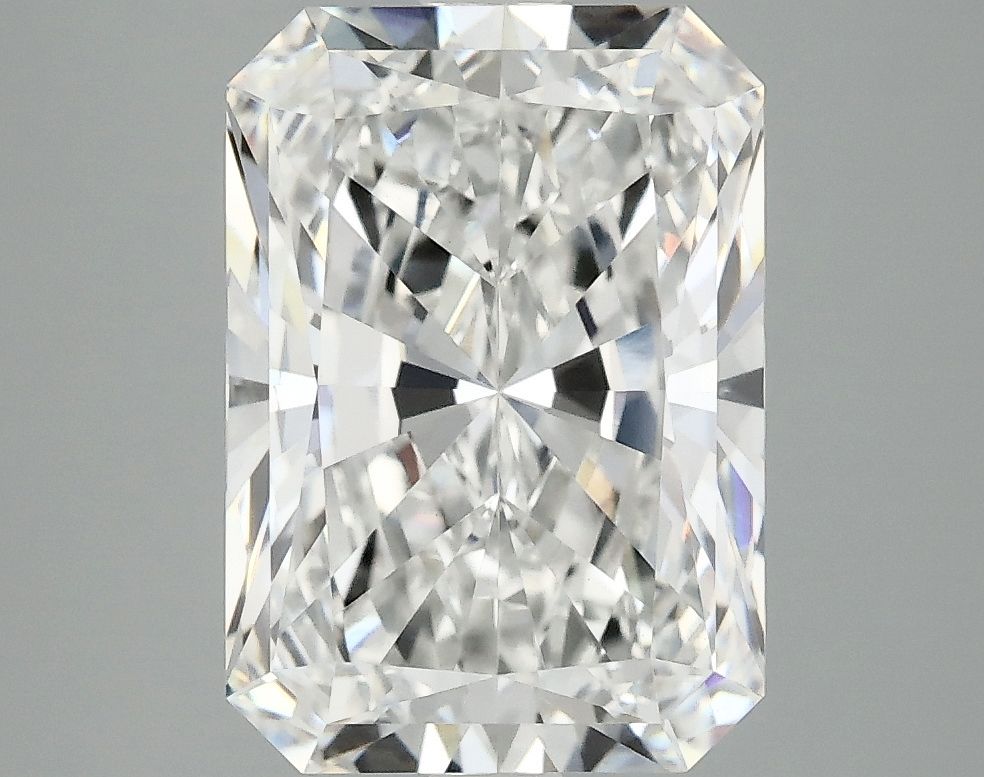 4.18 ct. radiant Lab Grown Diamond front image