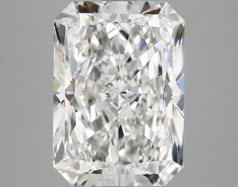 3.85 ct. radiant Lab Grown Diamond front image
