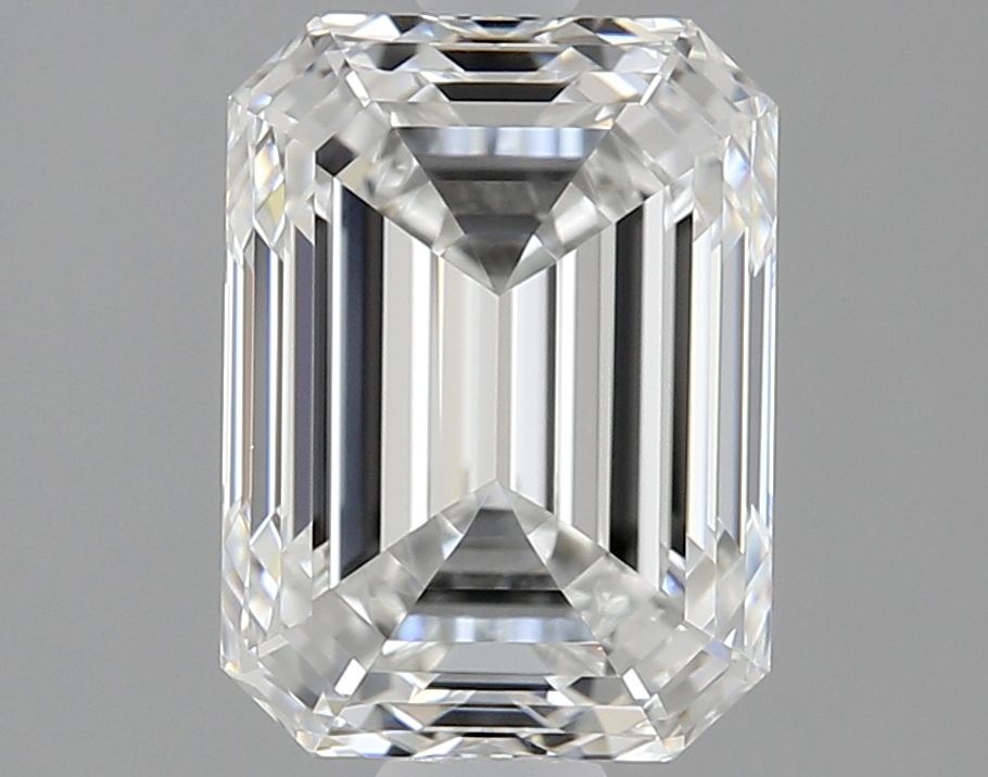 2.21 ct Emerald diamond