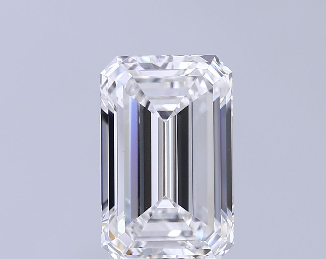 5.00 ct. emerald Lab Grown Diamond front image