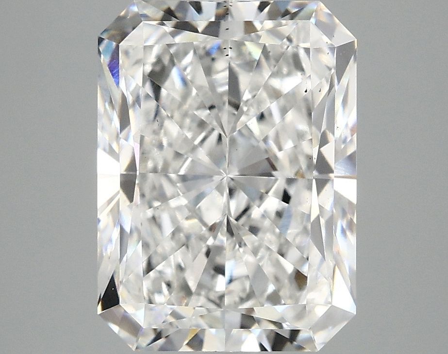 3.89 ct. radiant Lab Grown Diamond front image