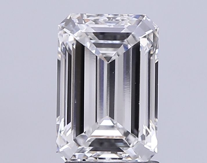 2.45 ct. emerald Lab Grown Diamond front image