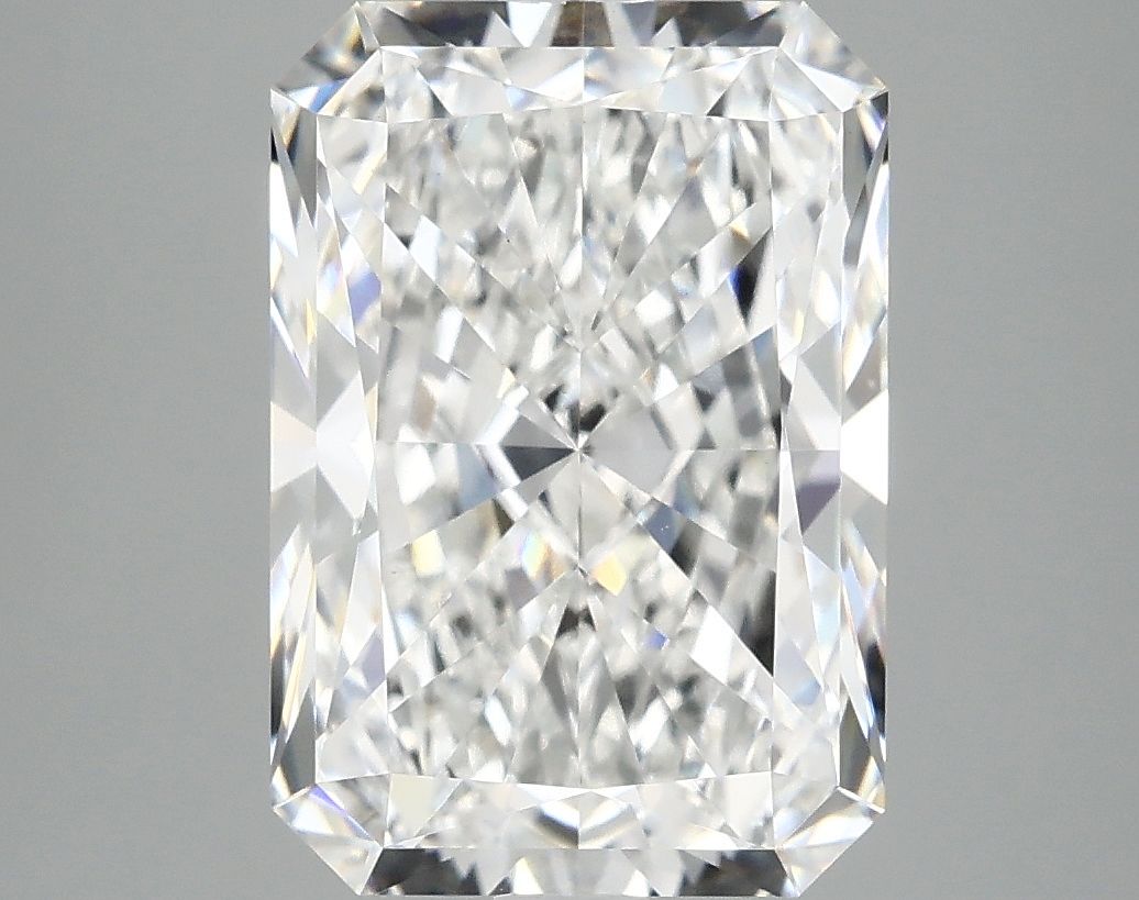 4.86 ct. radiant Lab Grown Diamond front image