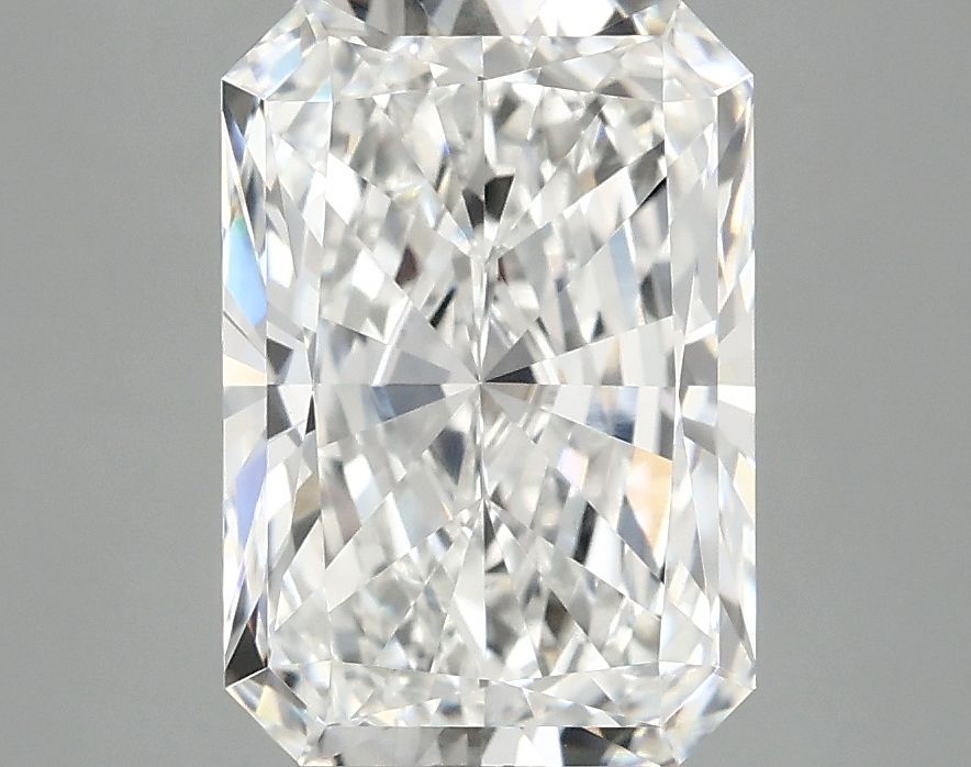 3.09 ct. radiant Lab Grown Diamond front image