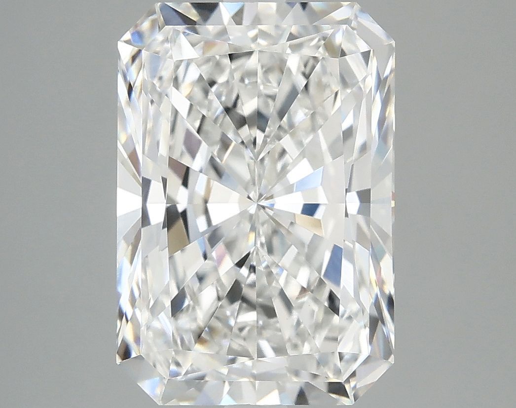 4.94 ct. radiant Lab Grown Diamond front image