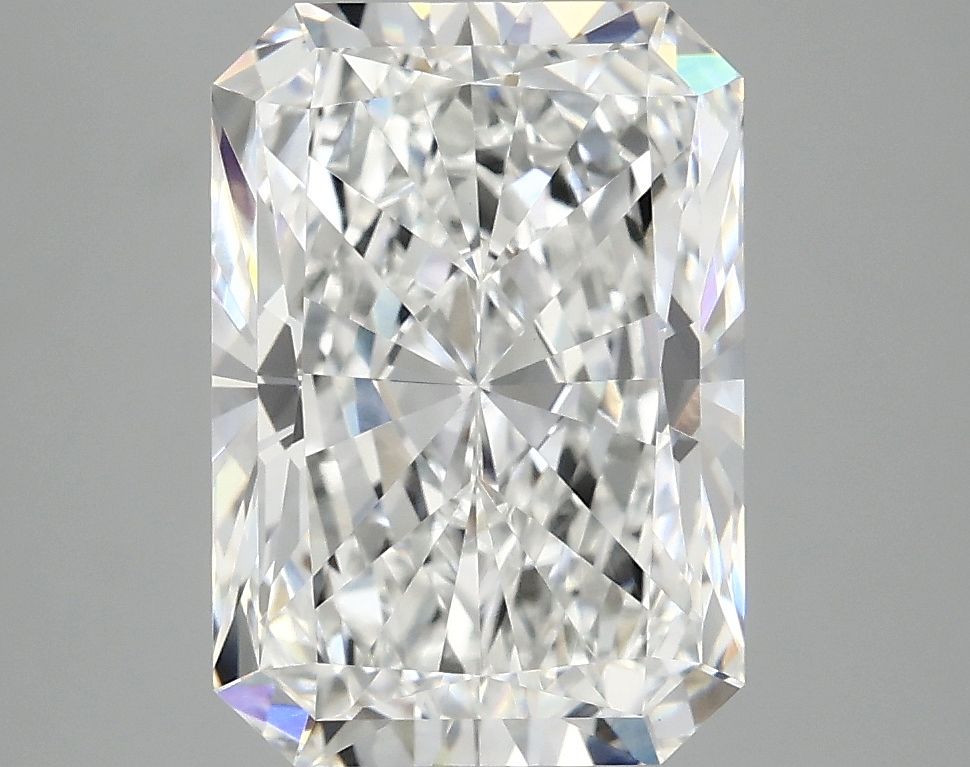 4.19 ct. radiant Lab Grown Diamond front image