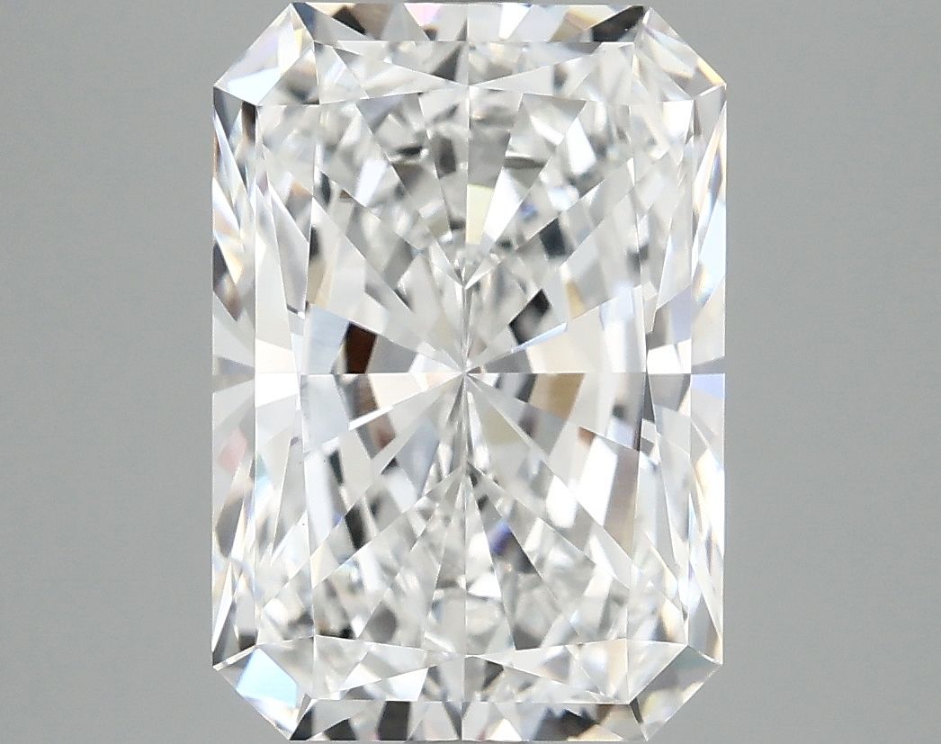 4.17 ct. radiant Lab Grown Diamond front image