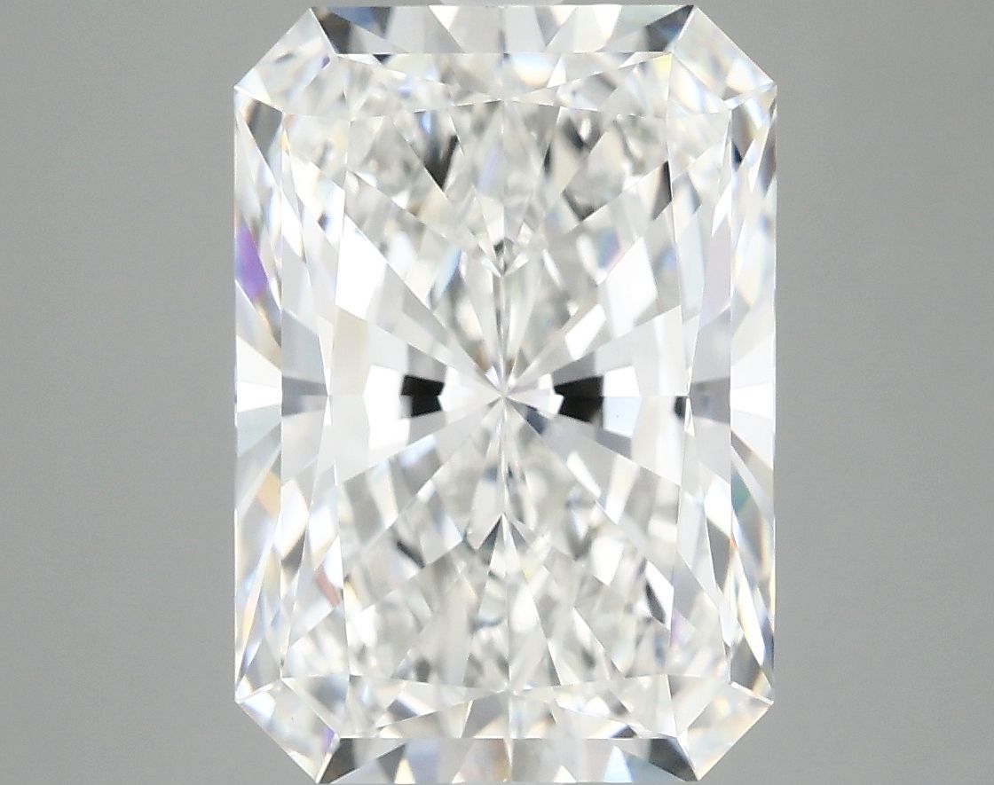 5.07 ct. radiant Lab Grown Diamond front image