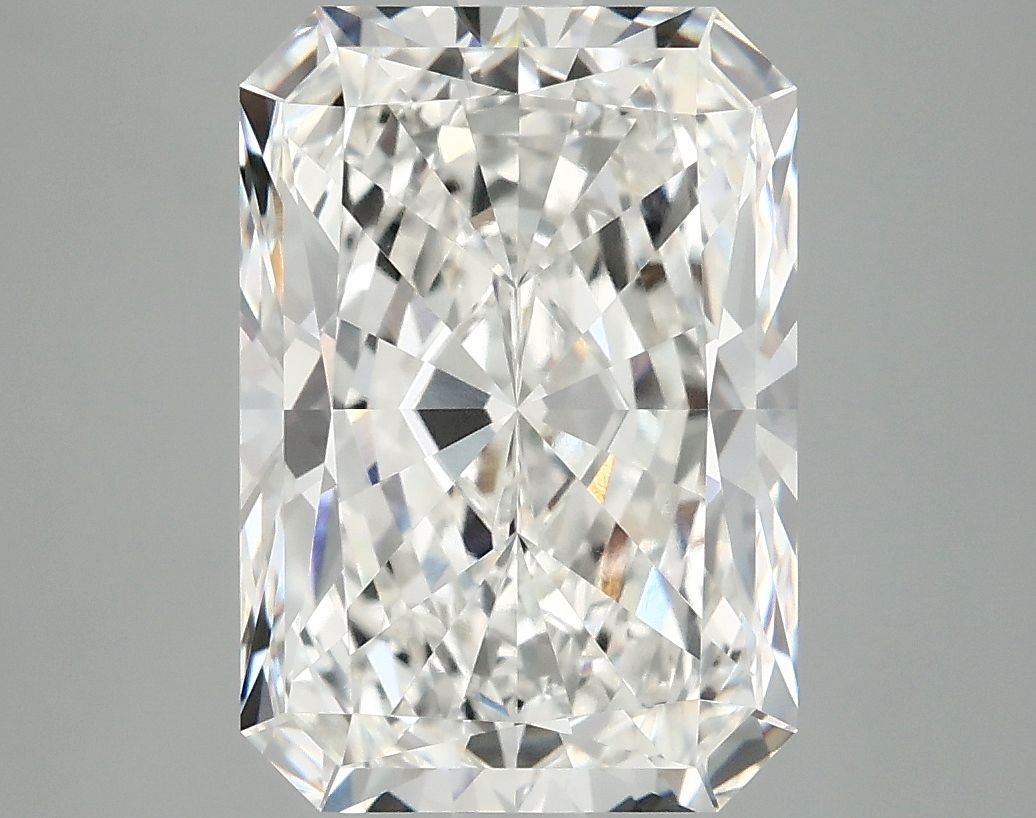 5.07 ct. radiant Lab Grown Diamond front image