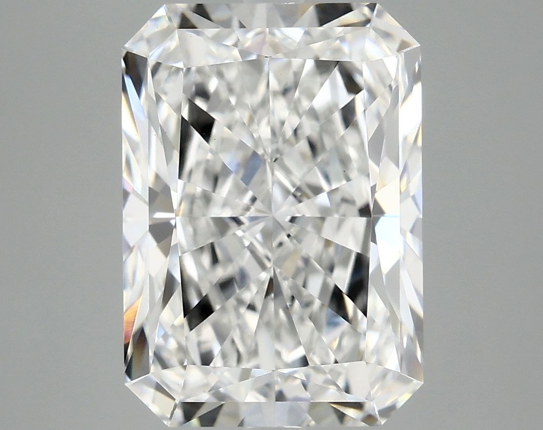 5.04 ct. radiant Lab Grown Diamond front image