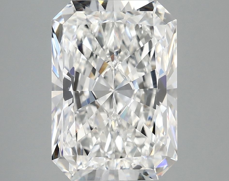 3.83 ct. radiant Lab Grown Diamond front image