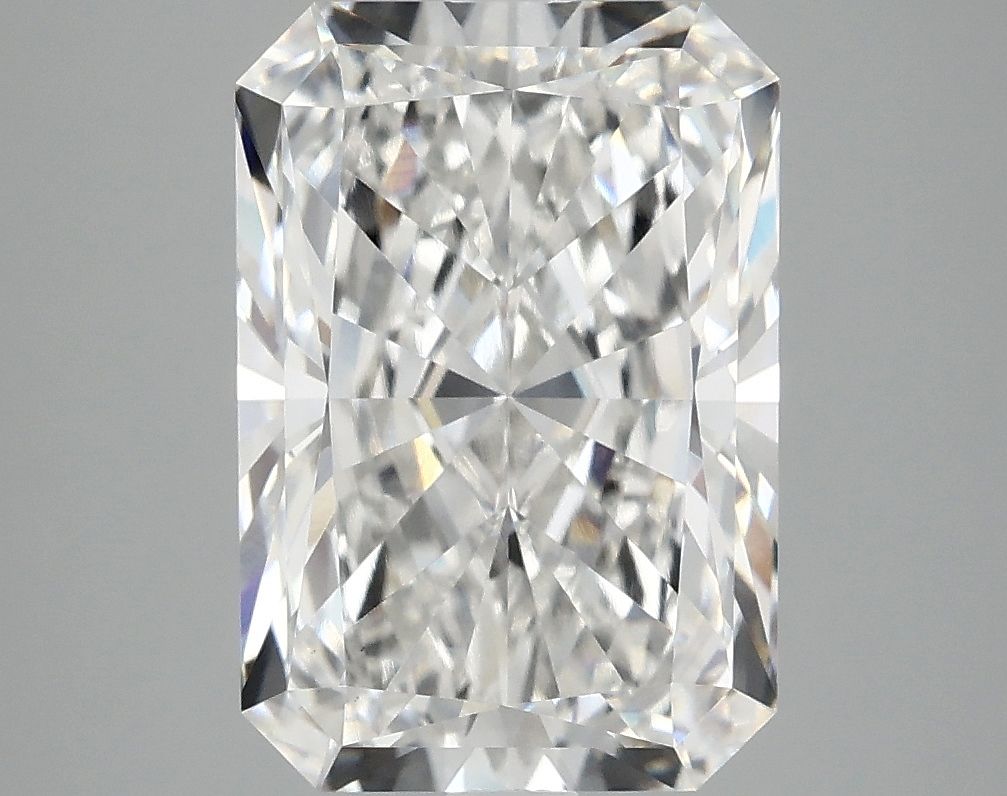 4.40 ct. radiant Lab Grown Diamond front image