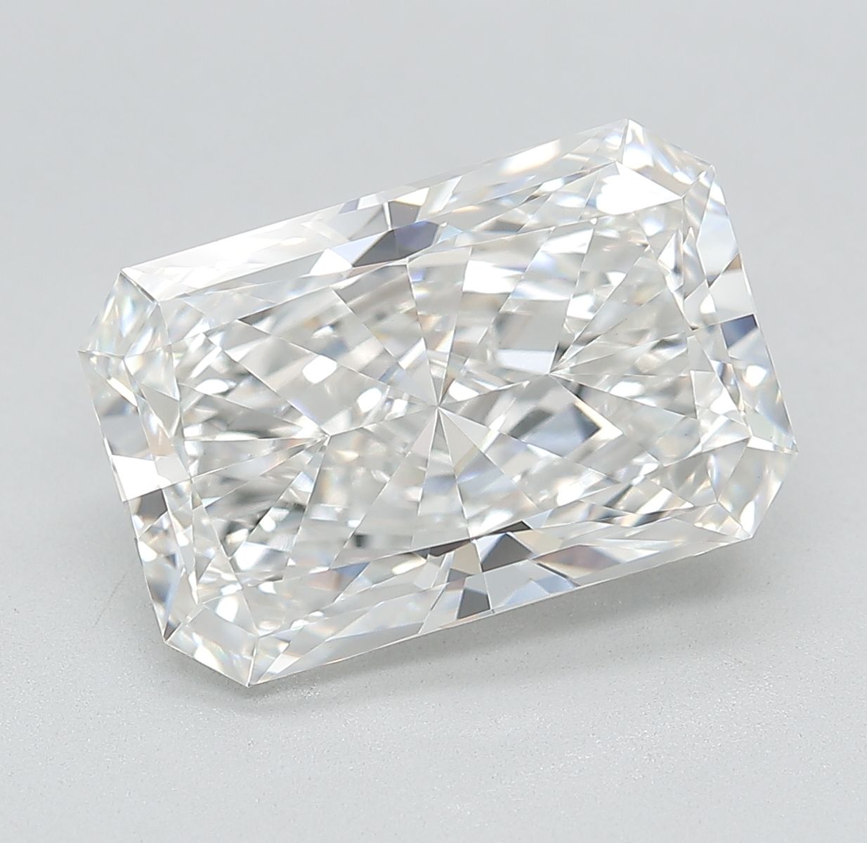 6.53 ct. radiant Lab Grown Diamond front image