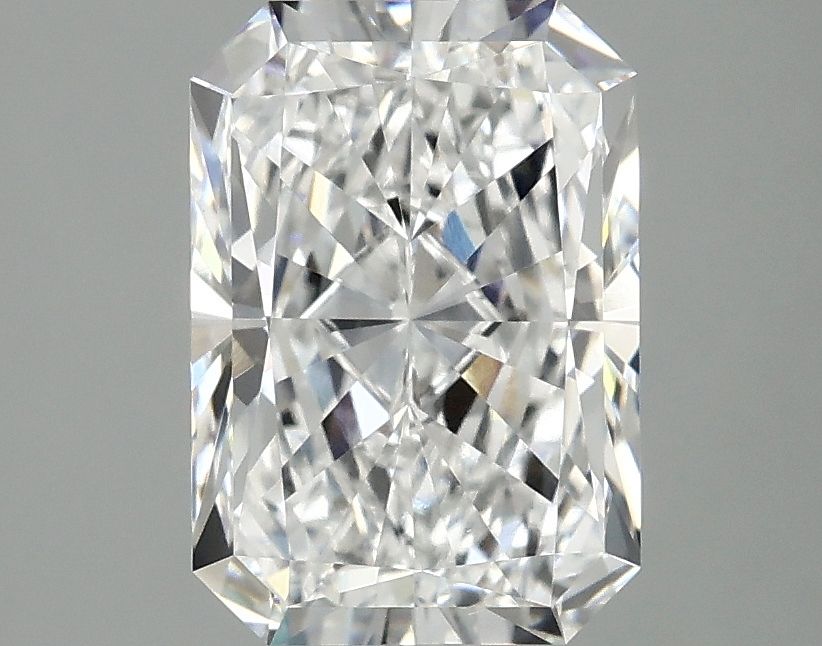 2.49 ct. radiant Lab Grown Diamond front image