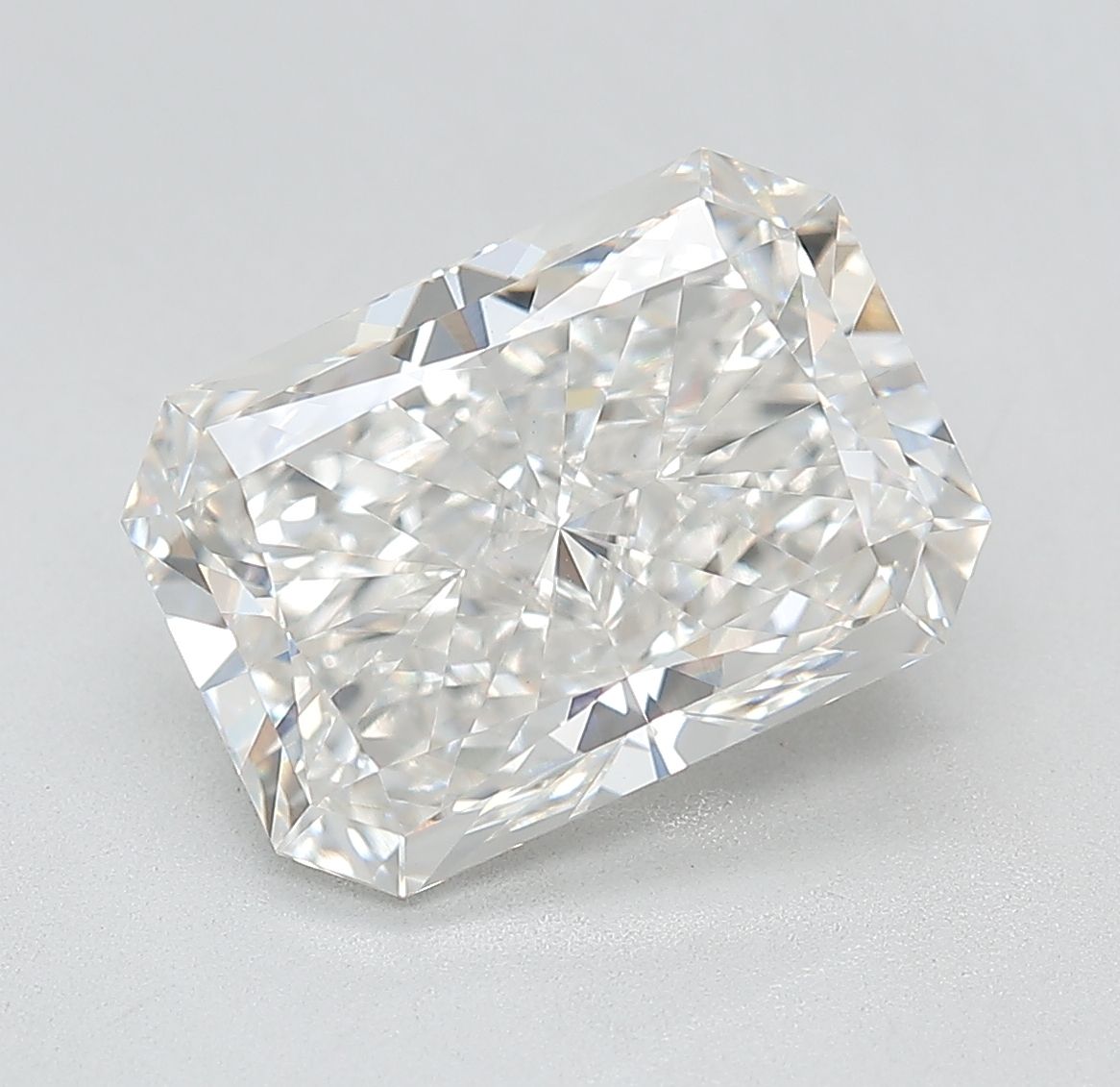 4.95 ct. radiant Lab Grown Diamond front image