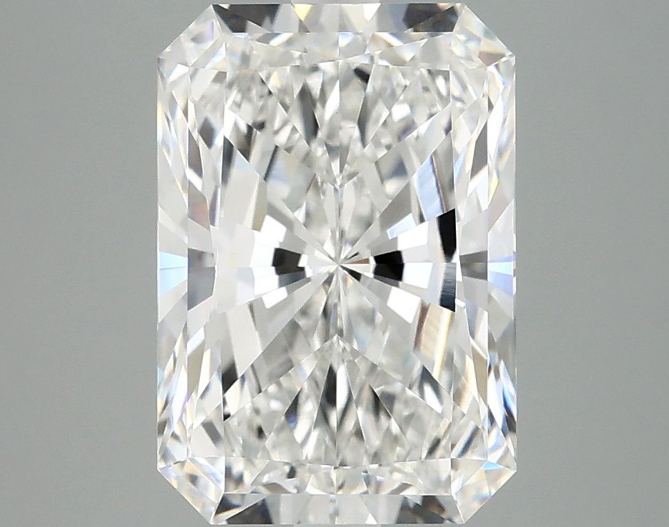 3.91 ct. radiant Lab Grown Diamond front image