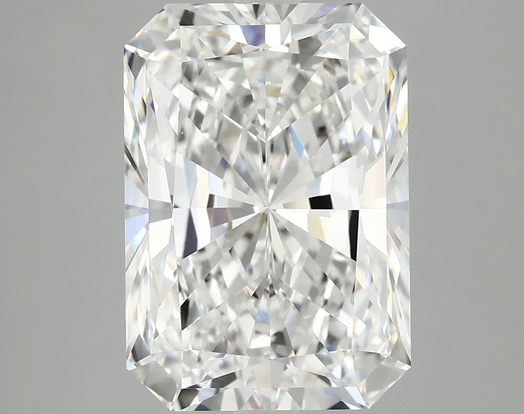 4.99 ct. radiant Lab Grown Diamond front image