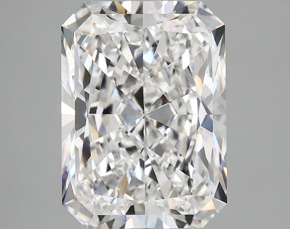 3.91 ct. radiant Lab Grown Diamond front image