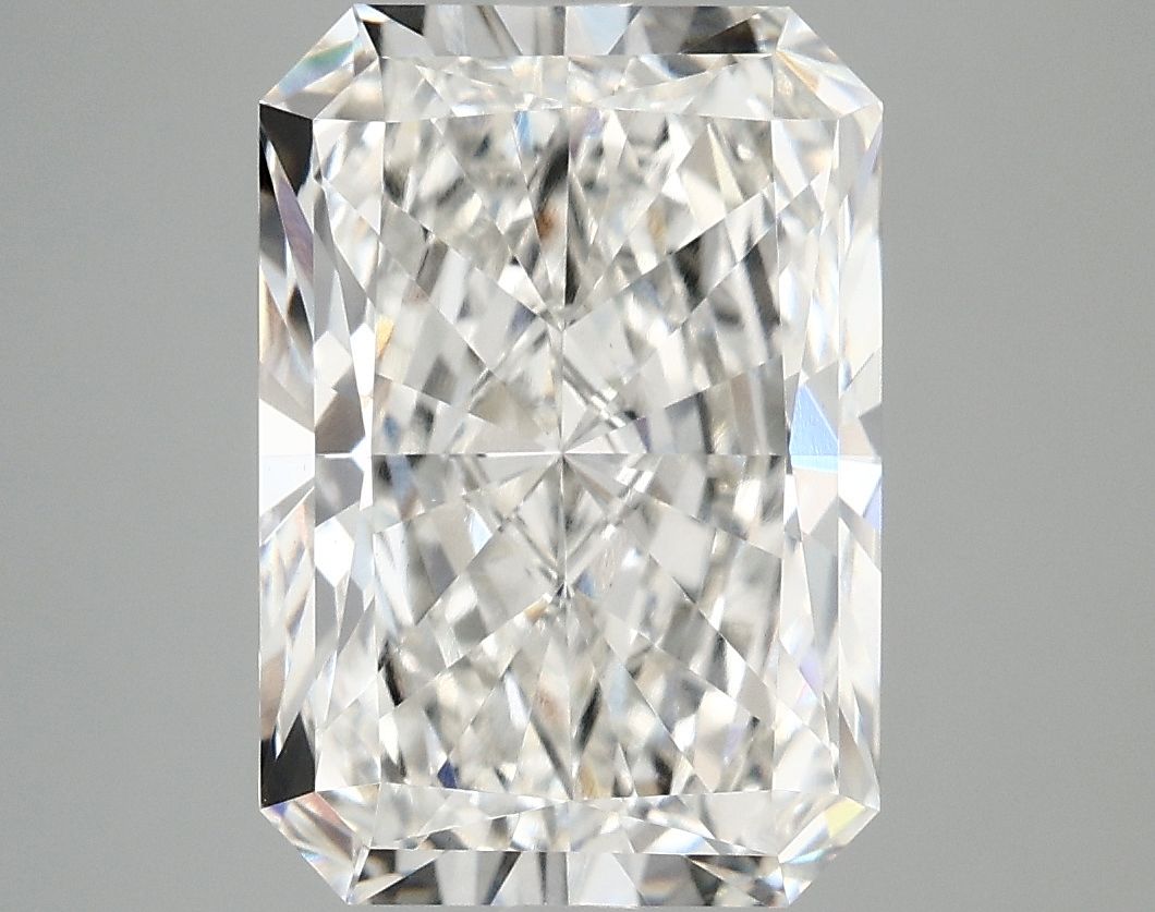 4.87 ct. radiant Lab Grown Diamond front image