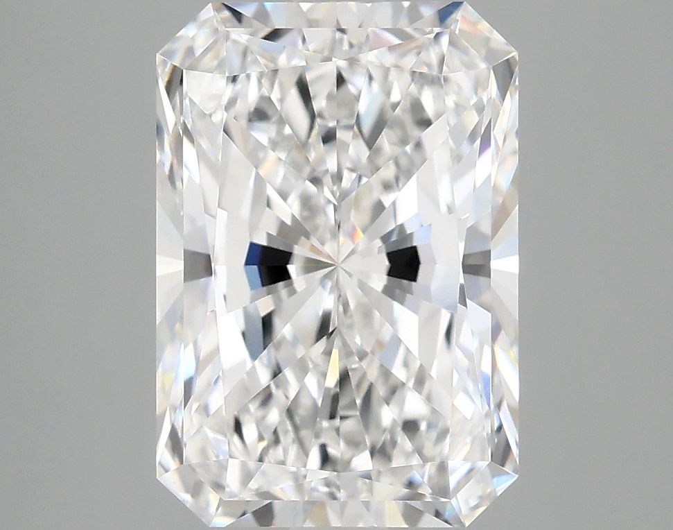 3.82 ct. radiant Lab Grown Diamond front image