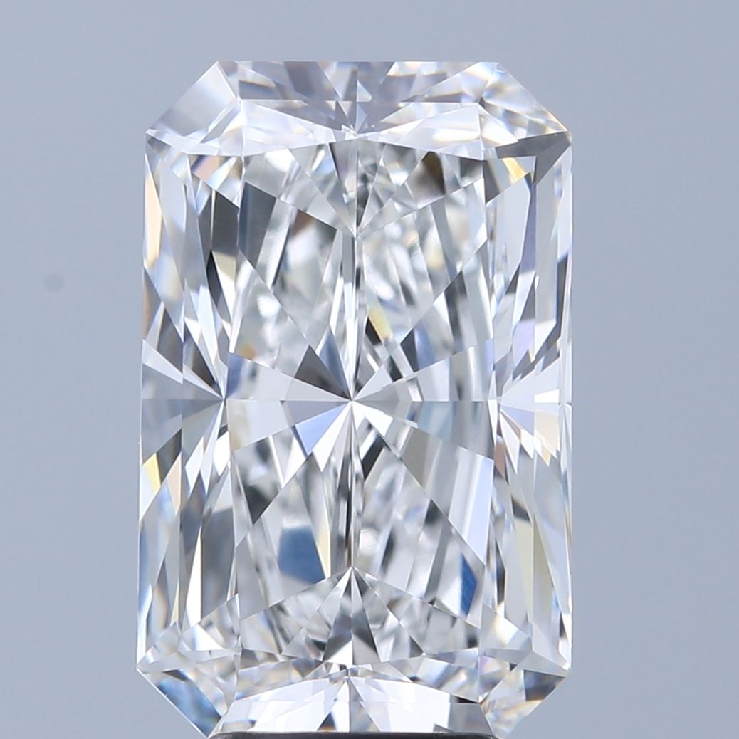 5.20 ct. radiant Lab Grown Diamond front image
