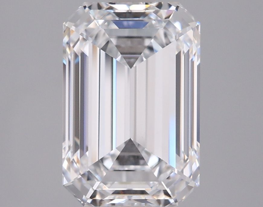 2.86 ct. emerald Lab Grown Diamond front image