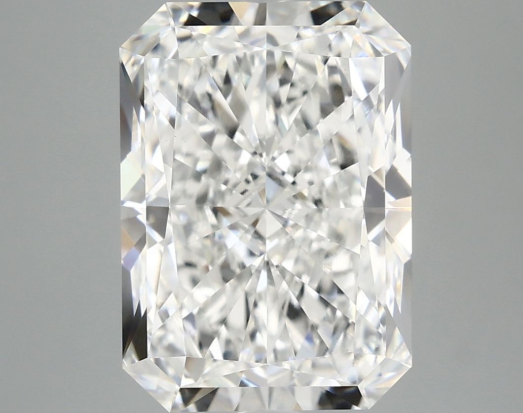 5.05 ct. radiant Lab Grown Diamond front image