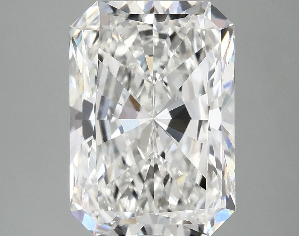 4.40 ct. radiant Lab Grown Diamond front image