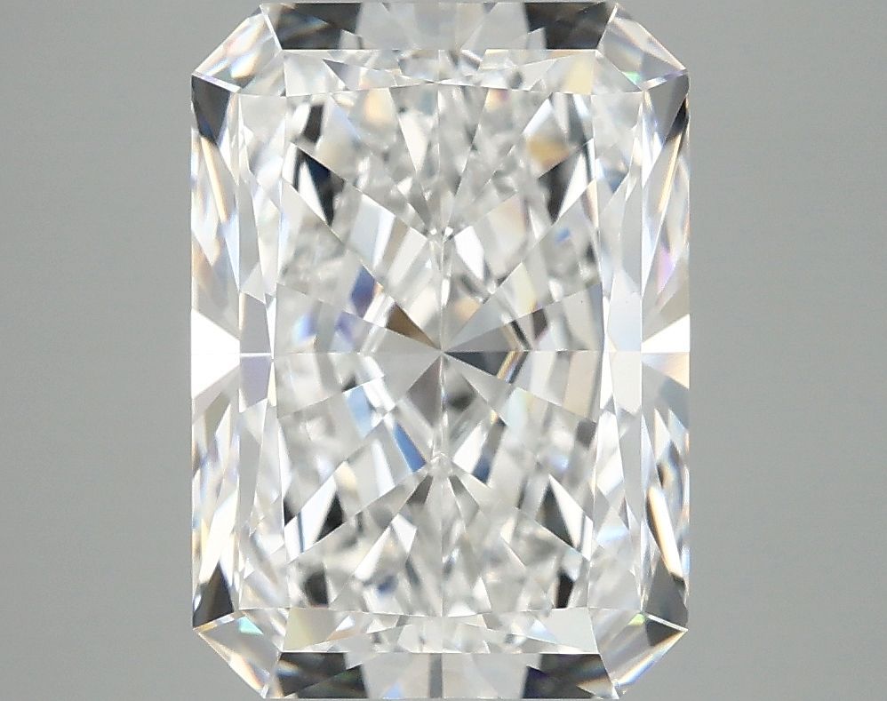 4.91 ct. radiant Lab Grown Diamond front image