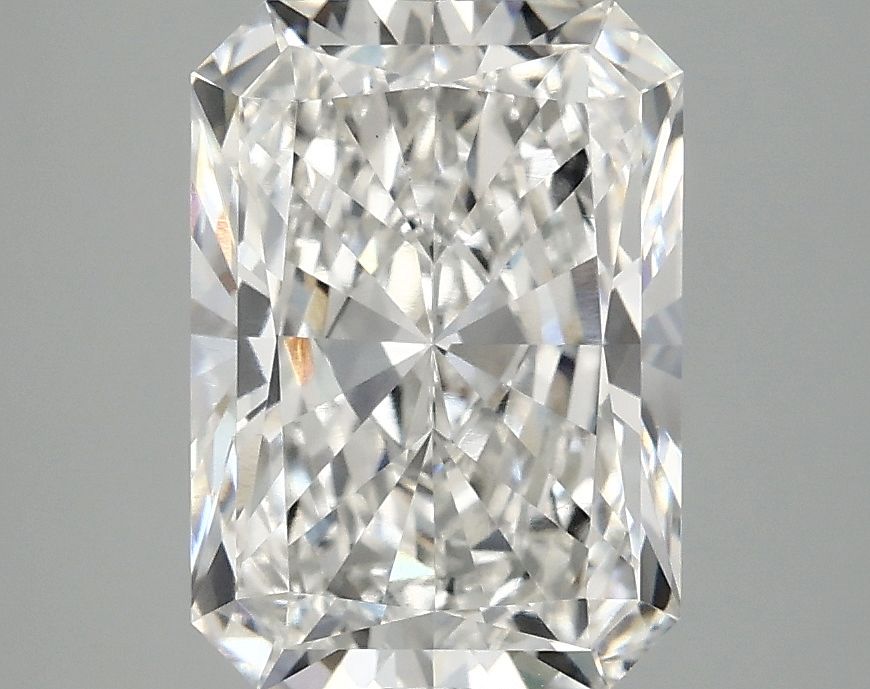 3.08 ct. radiant Lab Grown Diamond front image
