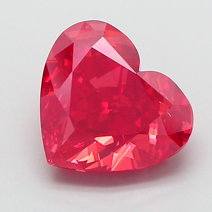 3.01 carat fancy vivid  red VS2 EX Cut IGI heart diamond