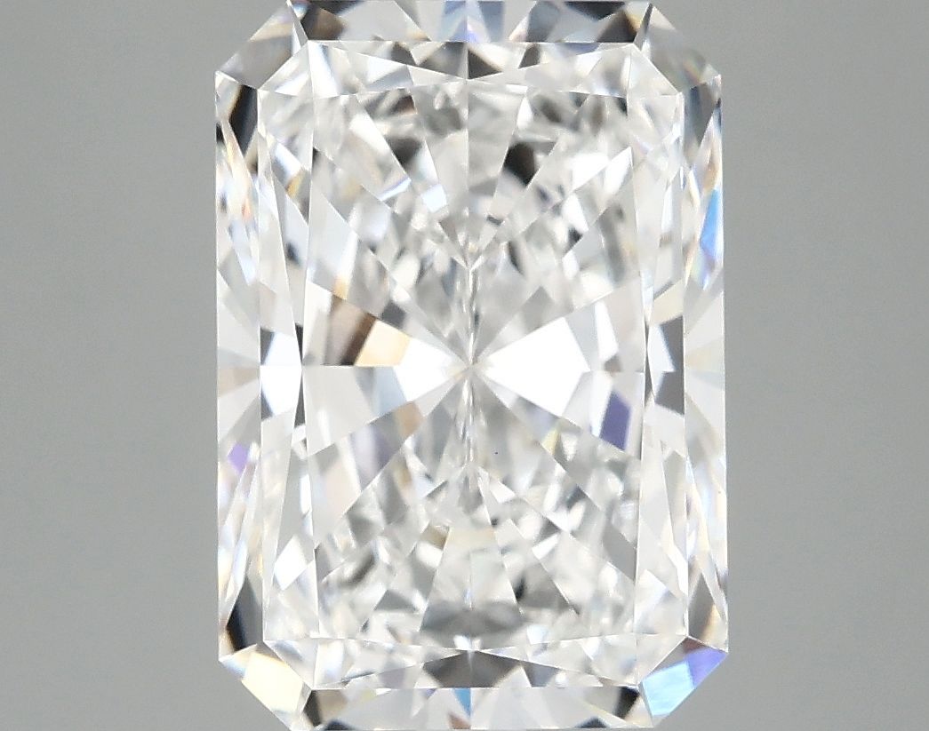 4.99 ct. radiant Lab Grown Diamond front image